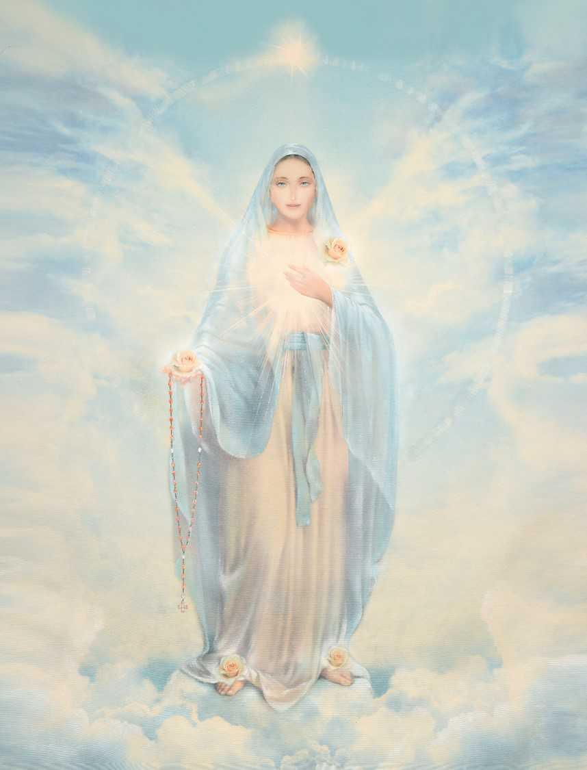 La faz simple y bellísima de María, Rosa de la Paz, ahora es visible para todos