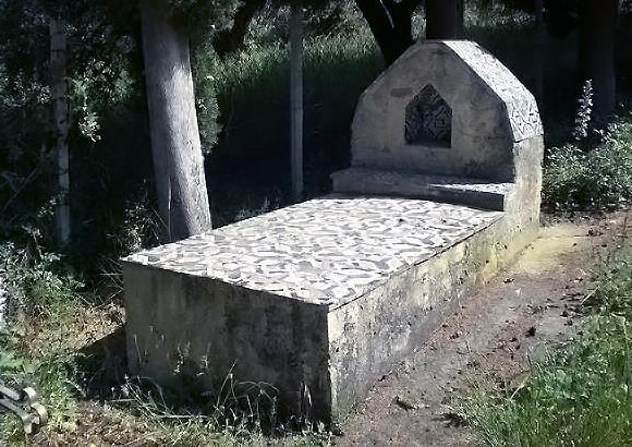 Cimitero Vecchio - Old Cemetery Cimitero Vecchio - Old Cemetery