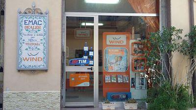  Emac negozio ti telefonia Wind Tim H3g