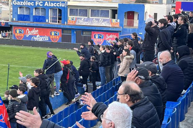  "On ne lâchera rien" : malgré le défaite et contre vents et marée, le GFCA fait face aux galères