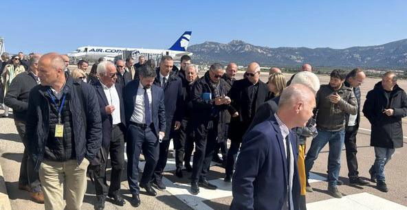 Gilles Simeoni : « Un pas énorme a été fait pour la Balagne et dans notre vision globale du transport aérien » Gilles Simeoni : « Un pas énorme a été fait pour la Balagne et dans notre vision globale du transport aérien »