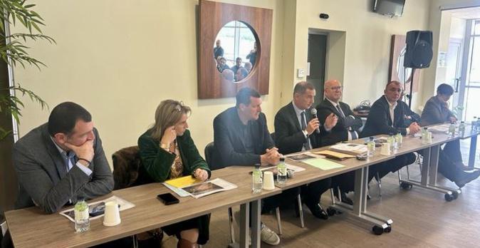 Gilles Simeoni : « Dans l’aérien, nous travaillons à de nouvelles connexions et à une mobilité accrue pour les Corses » Gilles Simeoni : « Dans l’aérien, nous travaillons à de nouvelles connexions et à une mobilité accrue pour les Corses »