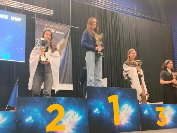 La Corse brille au Championnat de France d'Échecs des jeunes avec Calypso Deladerriere (2e) et Elora Micheli (3e)  La Corse brille au Championnat de France d'Échecs des jeunes avec Calypso Deladerriere (2e) et Elora Micheli (3e)