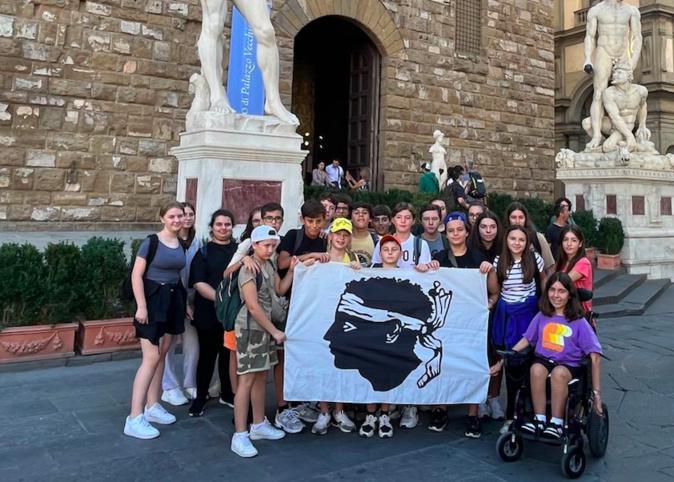 Voyage culturel à Florence pour les élèves di a quarta bislingua di u Fesch d'Ajaccio Voyage culturel à Florence pour les élèves di a quarta bislingua di u Fesch d'Ajaccio