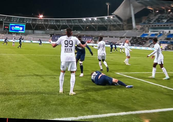 Un penalty suffit au Paris FC pour battre le Sporting Un penalty suffit au Paris FC pour battre le Sporting