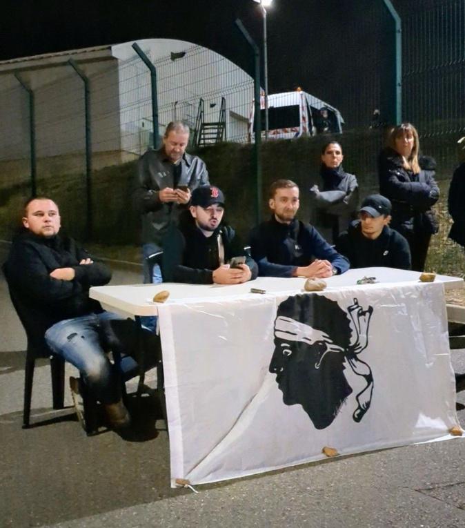 Ghjuventù Libera dénonce "des violences et des insultes racistes" lors d'un contrôle routier à Bastia Ghjuventù Libera dénonce "des violences et des insultes racistes" lors d'un contrôle routier à Bastia