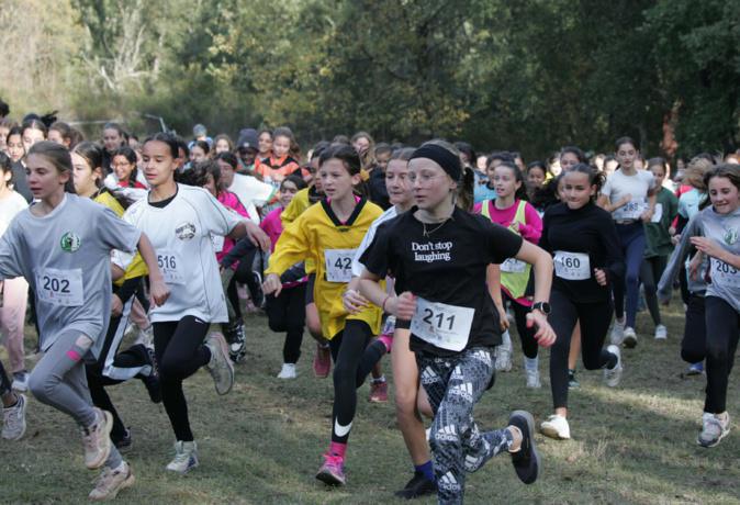 UNSS à Corte : 800 scolaires ont disputé les finales de cross à Saint-Jean UNSS à Corte : 800 scolaires ont disputé les finales de cross à Saint-Jean