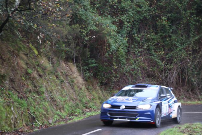 Rallye Costa Serena - Côte des Nacres : Renaud Santini (Peugeot 208) pointe en tête