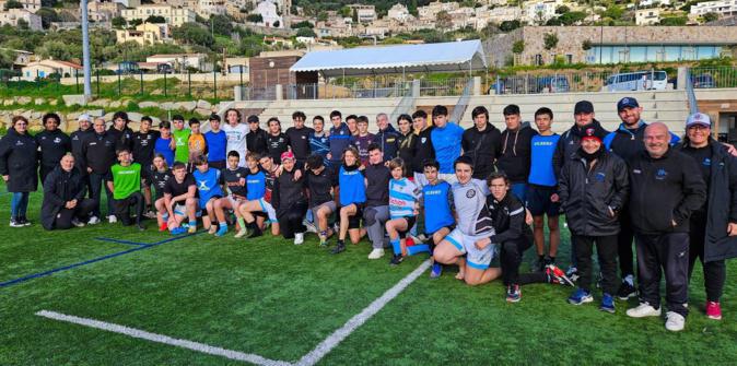 Rugby : Les M16 et les M19 corses en stage à Lumiu Rugby : Les M16 et les M19 corses en stage à Lumiu