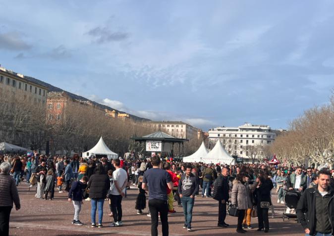 Bastia : une jeune fille victime d’un exhibitionniste en sortant du carnaval Bastia : une jeune fille victime d’un exhibitionniste en sortant du carnaval