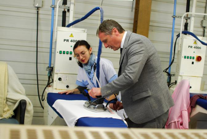 Le préfet de Haute-Corse à la rencontre des personnels et des patients des centres médicalisés Le préfet de Haute-Corse à la rencontre des personnels et des patients des centres médicalisés