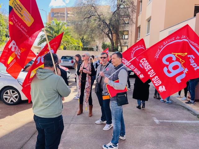 Mouvement social à la Poste de Corse : discussions en cours entre les syndicats et la direction