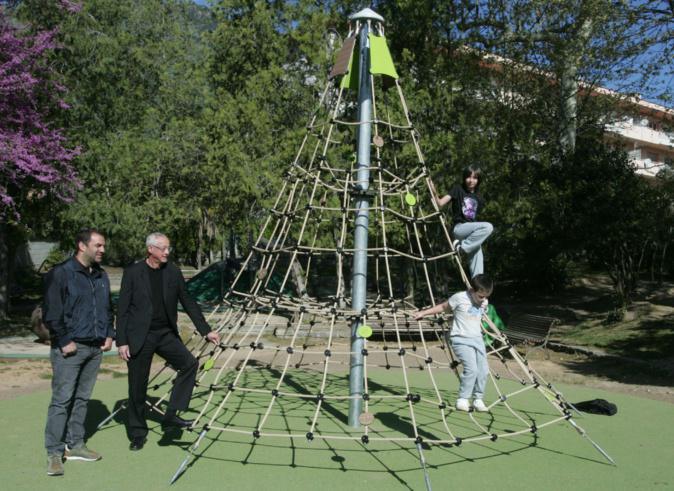 Corte : De nouveaux jeux pour les enfants partout en ville Corte : De nouveaux jeux pour les enfants partout en ville