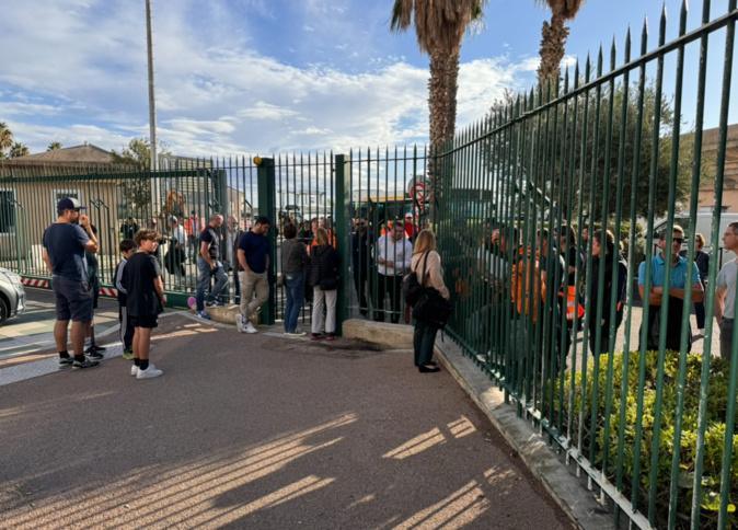 Fin du blocage des ports et aéroports corses après un accord