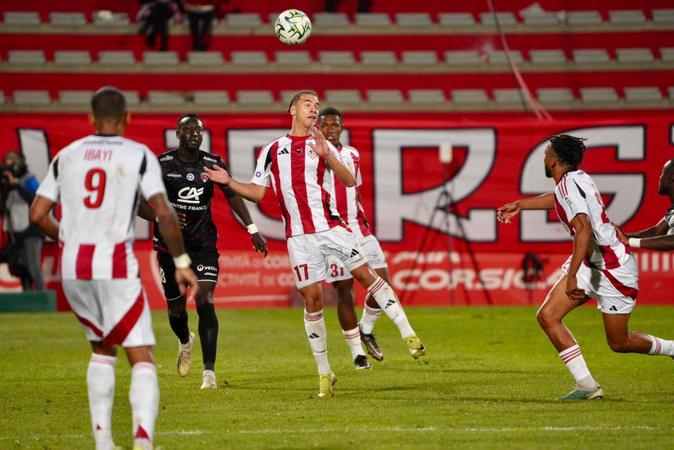 L’AC Ajaccio enfin récompensé face à Clermont (2-0)