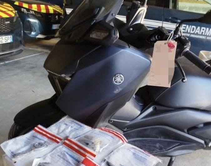 Portos-Vecchio : ls gendarmes contrôlent un motard et découvrent d la drogue 