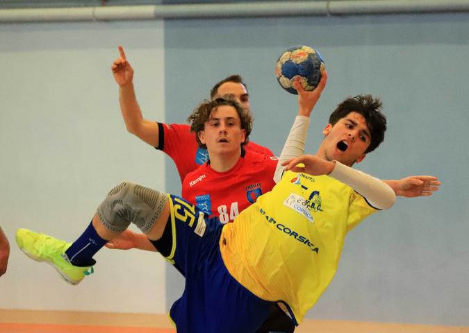 Handball N2 - Corte trouve le bon rythme face à Bagnols Handball N2 - Corte trouve le bon rythme face à Bagnols