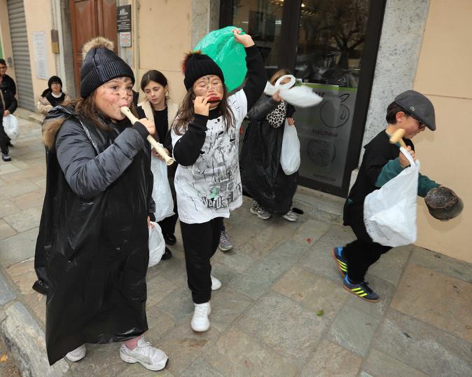 Corte : Les élèves de l'école Sandreschi ont fêté la Sant’Andria Corte : Les élèves de l'école Sandreschi ont fêté la Sant’Andria