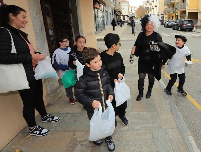 Corte : Les élèves de l'école Sandreschi ont fêté la Sant’Andria Corte : Les élèves de l'école Sandreschi ont fêté la Sant’Andria