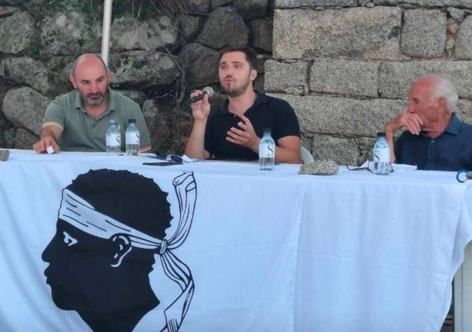 Transmettre l'histoire de la Corse : le défi de l'association Mimoria Transmettre l'histoire de la Corse : le défi de l'association Mimoria