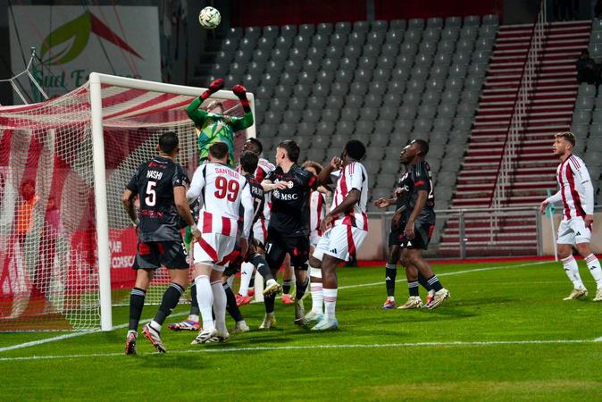 Le FC Annecy enfonce l'AC Ajaccio encore battu chez lui