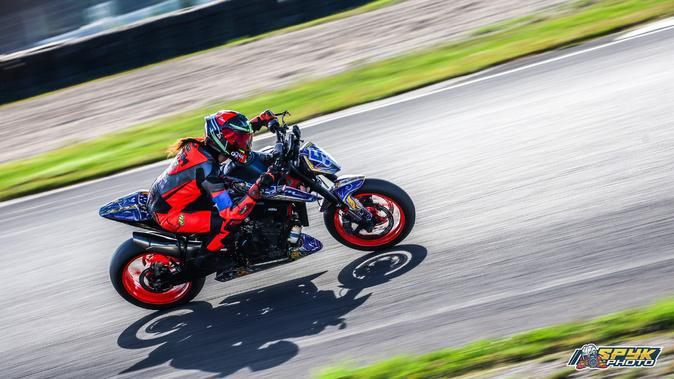 Une campagne de crowdfunding pour aider Manon Bourgeois Mattei à participer au championnat de France de Moto Une campagne de crowdfunding pour aider Manon Bourgeois Mattei à participer au championnat de France de Moto