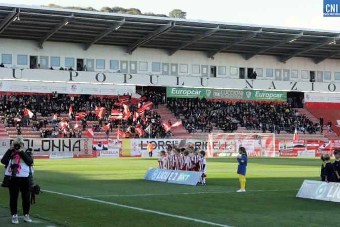 Football : les supporters de Nice interdits de déplacement à Bastia Football : les supporters de Nice interdits de déplacement à Bastia