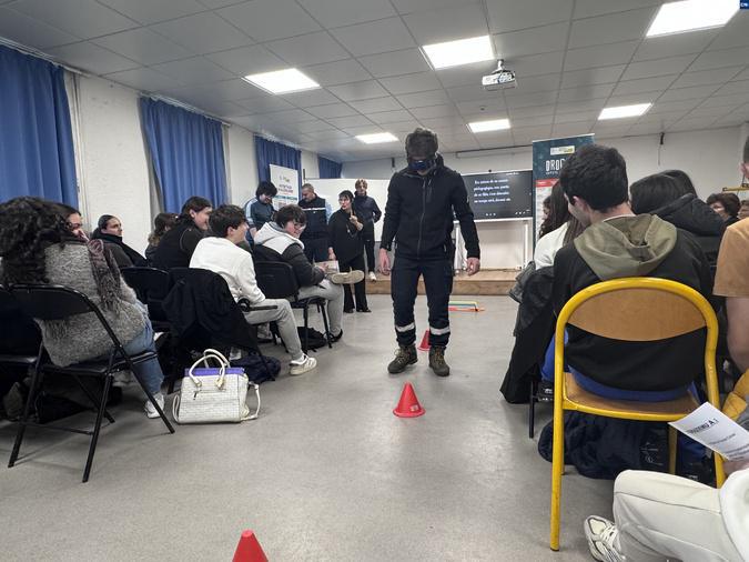 Sensibilisation à la sécurité routière : une première journée au lycée de Balagne Sensibilisation à la sécurité routière : une première journée au lycée de Balagne