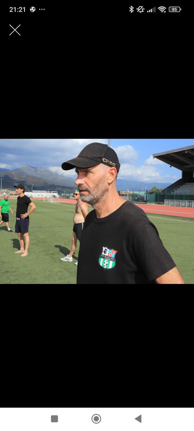 Football National 3 - Corte redresse la barre Football National 3 - Corte redresse la barre