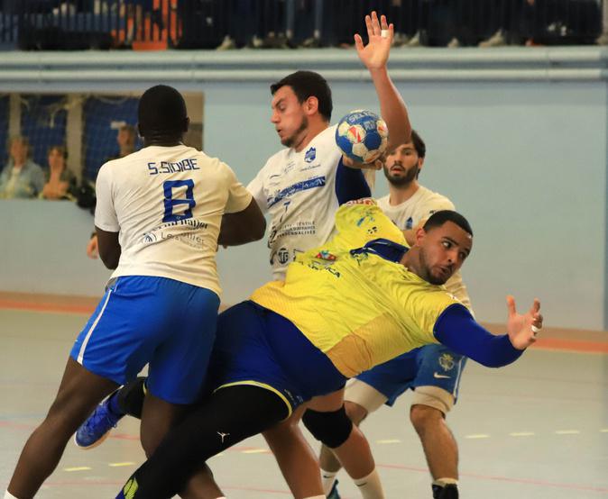 Handball N2 : Corte cartonne face à Antibes et se donne de l’air Handball N2 : Corte cartonne face à Antibes et se donne de l’air