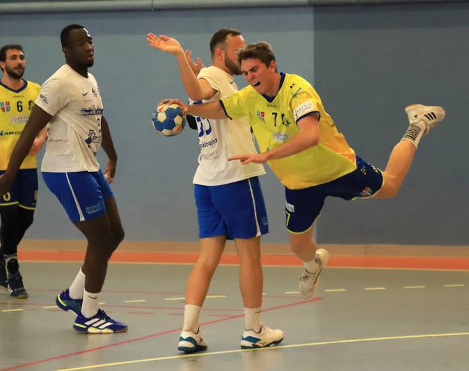 Handball N2 : Corte cartonne face à Antibes et se donne de l’air Handball N2 : Corte cartonne face à Antibes et se donne de l’air