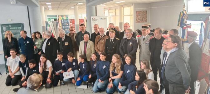 Hommage aux anciens combattants : la jeunesse calvaise au rendez-vous