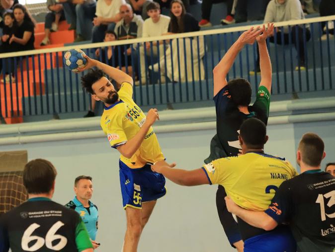 Handball N2 : Corte écarte Loriol 29-24