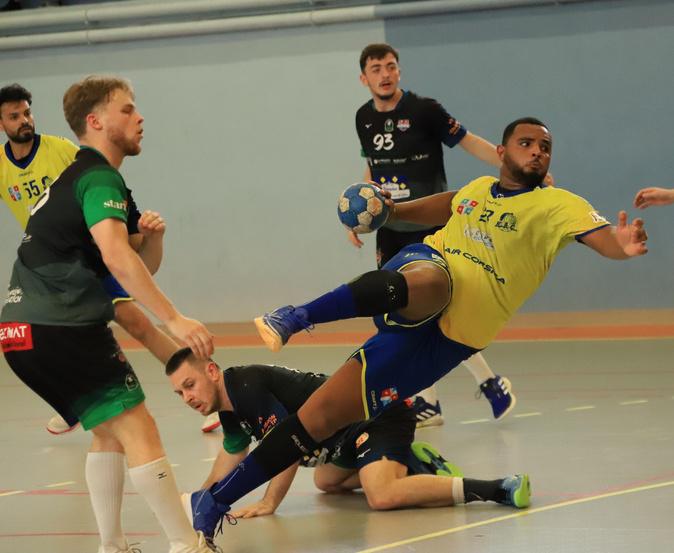 Handball N2 : Corte écarte Loriol 29-24