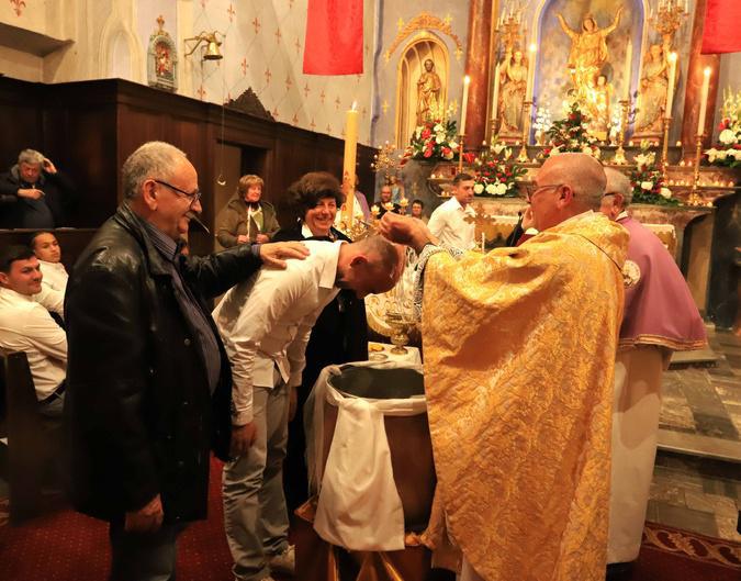 Corte a célébré la Résurrection et baptisé 23 adultes
