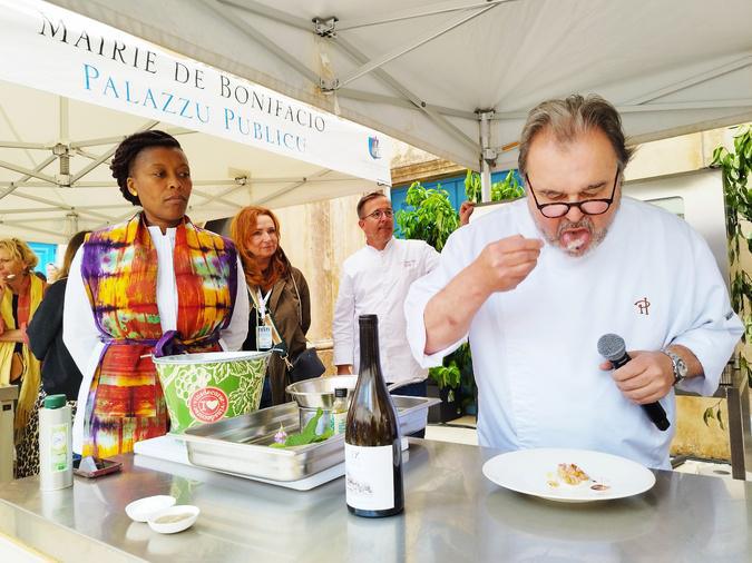 À Bonifacio durant Festi Bocca, le plaisir de bien manger était amplement partagé