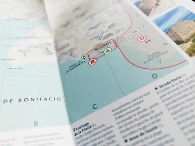 Du jamais-vu en Corse : un guide touristique consacré uniquement à Bonifacio