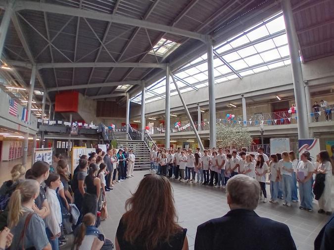 Biguglia : Le collège Campo Vallone a célébré les 80 ans de la fin de la Seconde Guerre mondiale 