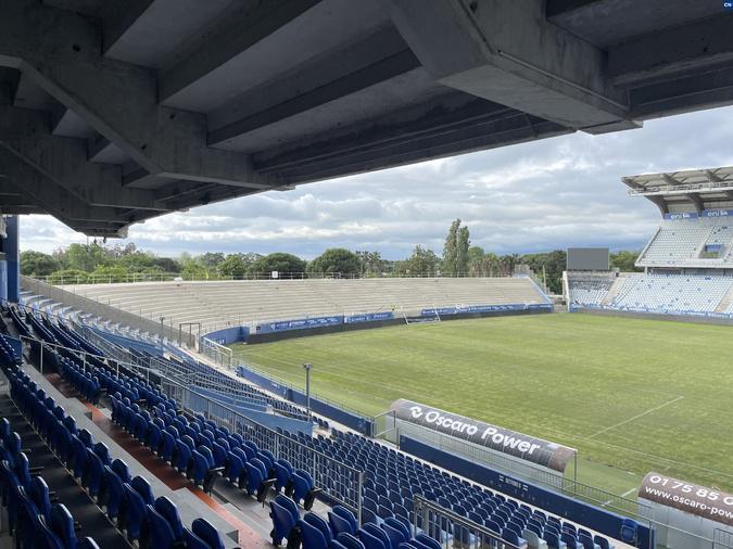 Stade Armand-Cesari : la tribune ouest rouvre en août, la métamorphose se poursuit