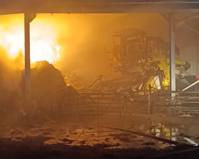 Prunelli di Fium’Orbu : une enquête ouverte après l’incendie d’un hangar agricole Prunelli di Fium’Orbu : une enquête ouverte après l’incendie d’un hangar agricole