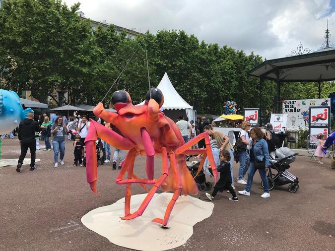 EN IMAGES - Bastia : le carnaval 2025 célébré sous le signe de l’océan