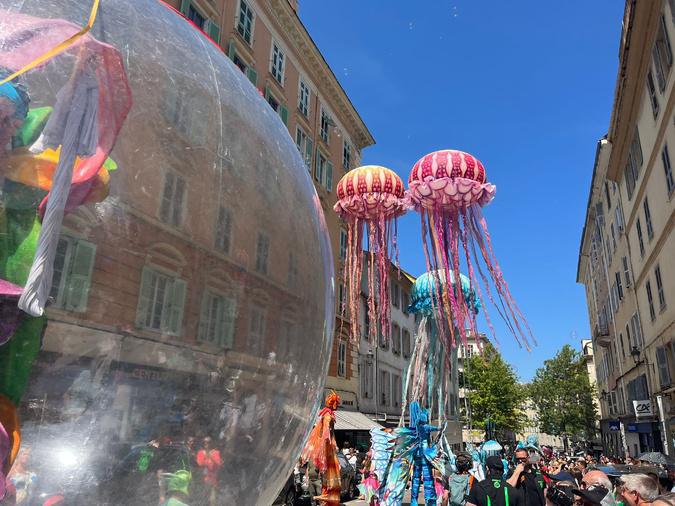 EN IMAGES - Bastia : le carnaval 2025 célébré sous le signe de l’océan