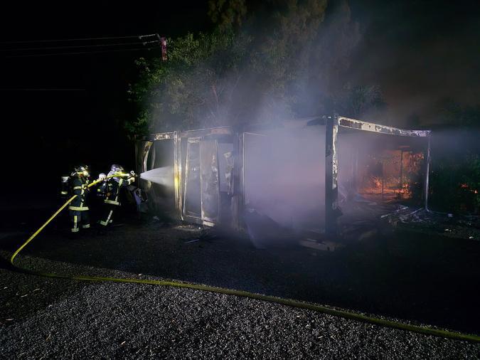Nouvel incendie à Calvi : une agence de location visée à l’aéroport Nouvel incendie à Calvi : une agence de location visée à l’aéroport