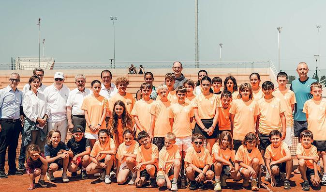 Les champions de Corse de Tennis sacrés à Lucciana : le coup de raquette du cardinal Bustillo