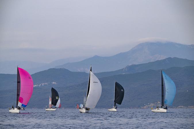 Voile : 5e trophée Corsica med entre Marseille et le Cap Corse