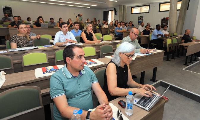 L’Université de Corse reçoit une aide de plus de 7 millions d’euros pour son projet Uniti L’Université de Corse reçoit une aide de plus de 7 millions d’euros pour son projet Uniti