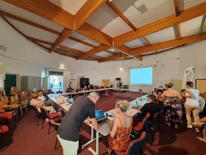 Réforme de l’enseignement agricole en Corse : le directeur régional de la DRAAF retenu au lycée de Borgo Réforme de l’enseignement agricole en Corse : le directeur régional de la DRAAF retenu au lycée de Borgo