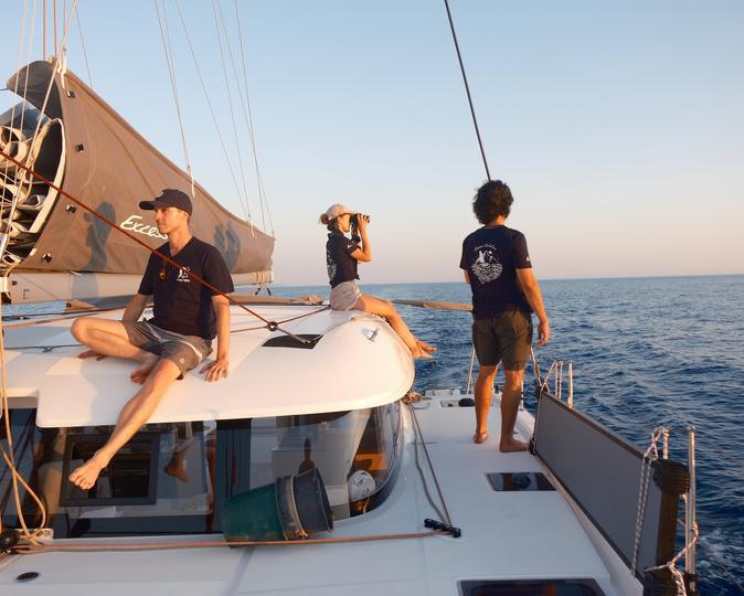 Autour de la Corse, une décennie d’odyssée scientifique et pédagogique au service de la mer Autour de la Corse, une décennie d’odyssée scientifique et pédagogique au service de la mer
