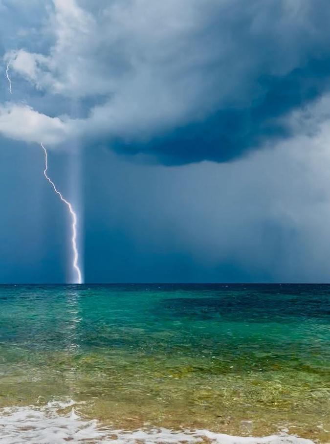 Météo : Coup de foudre au large du Cap Corse