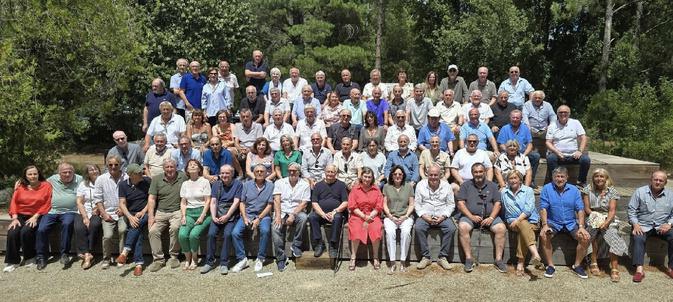 Anziani studienti di Nizza è di "A Lanterne" : retrouvailles aux Caselle